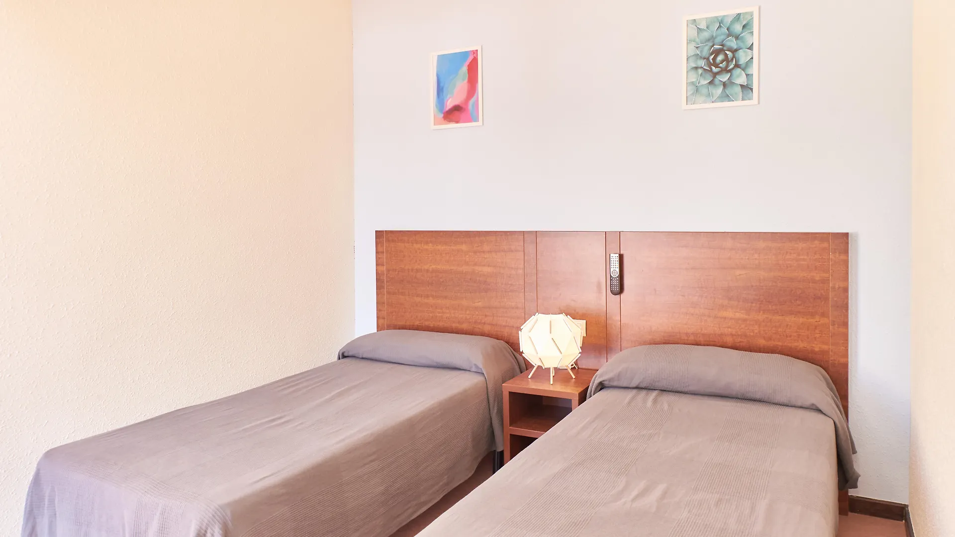 יורט דה מאר Hotel Caribe ספרד